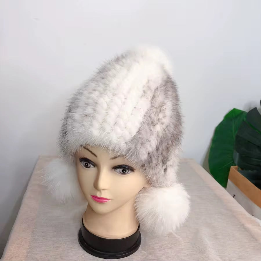 The Mondovì Arctic Pom Hat