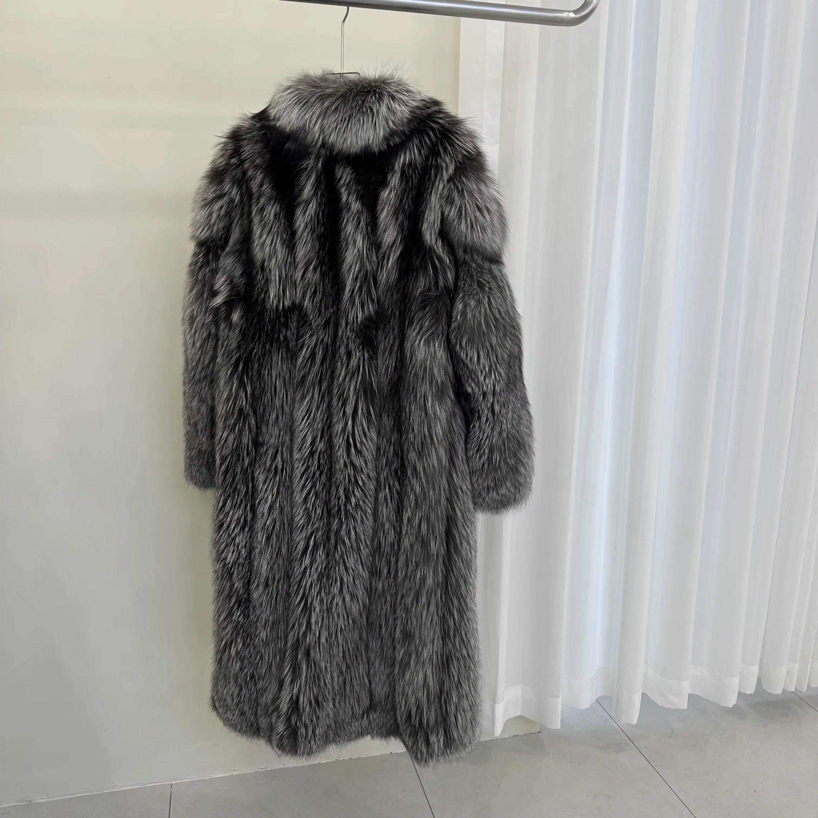 La Lunga — Silver Fox Full-Length Coat