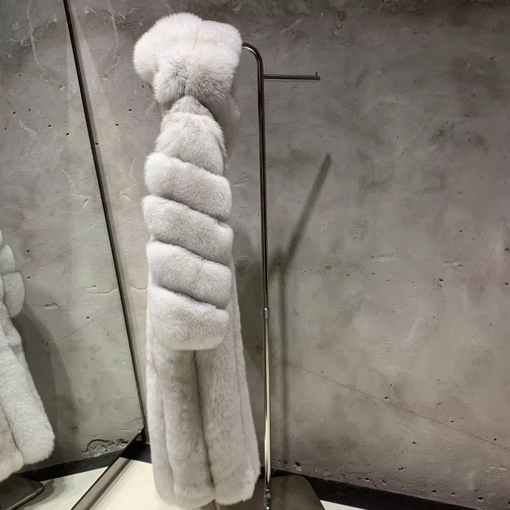 La Bianca Lunga — White Fox Full-Length Hooded Coat