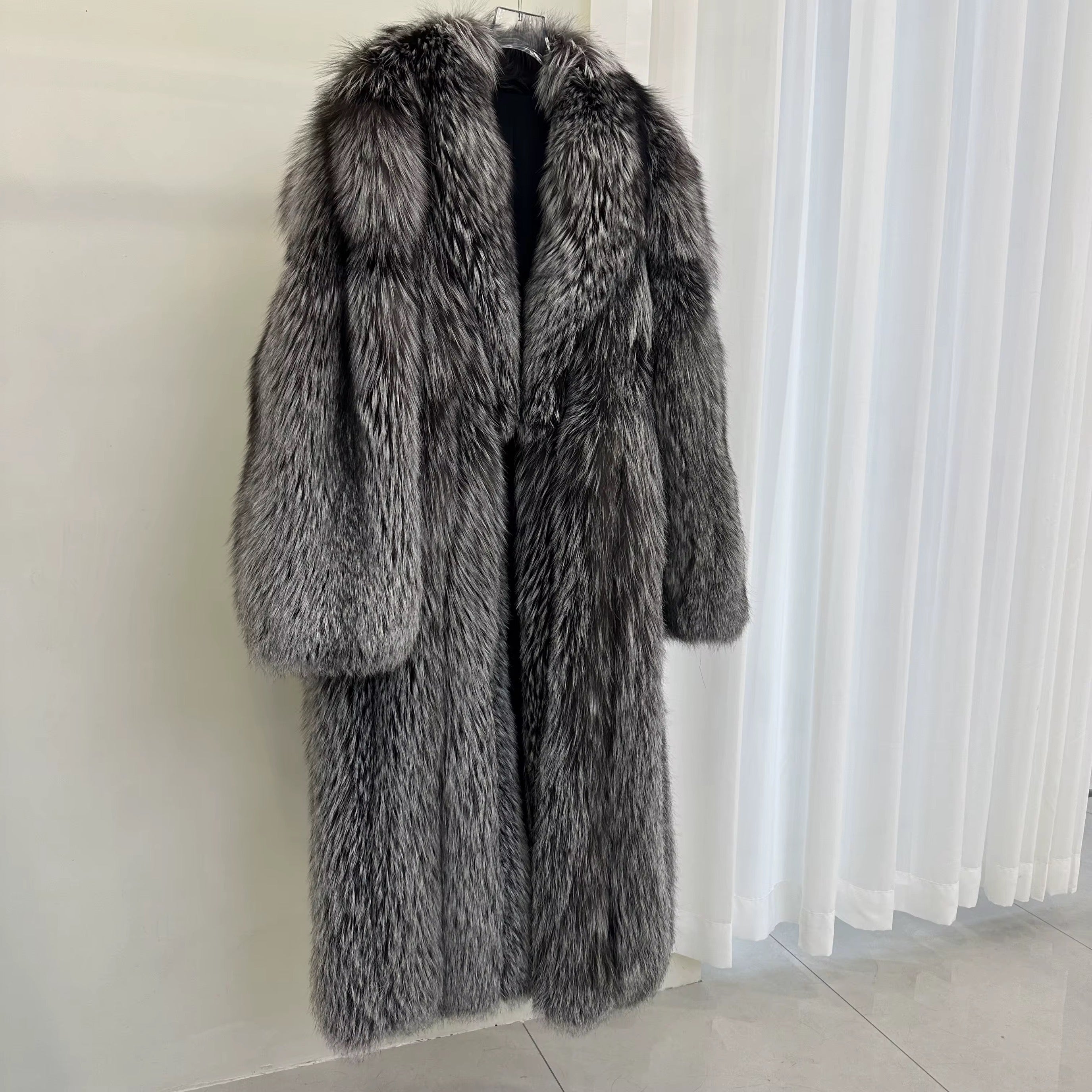 La Lunga — Silver Fox Full-Length Coat